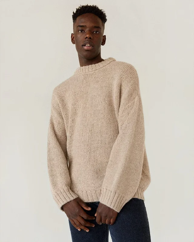 Ramybė: Ecru Alpaca Wool Sweater